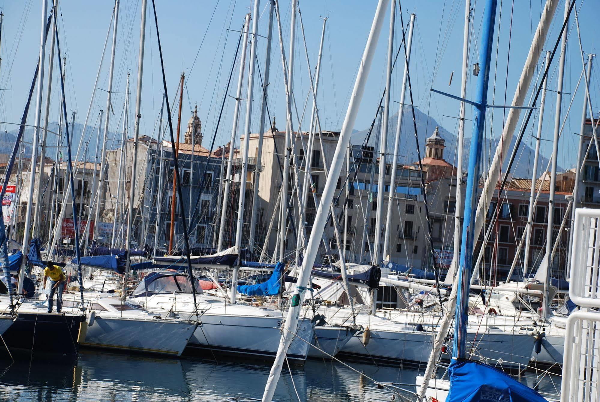 Boutique B&B Vintage Palermo Bagian luar foto